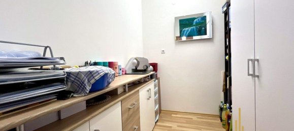 4 rooms Apartment in Wiener Neudorf, Austria No. 63573 6
