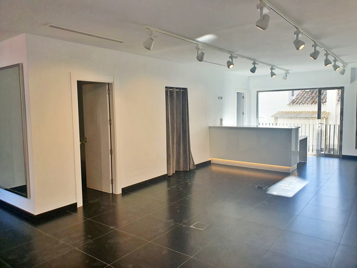 Gewerbliche Immobilie in Marbella, Spain 92m², Nr. 131536