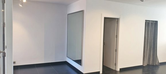 Gewerbliche Immobilie in Marbella, Spain 92m², Nr. 131536 2