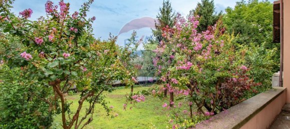 10 bedrooms House in Calvagese della Riviera, Italy No. 308693 2