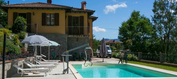 5 bedrooms Villa in Castiglione di Garfagnana, Italy No. 188140 3