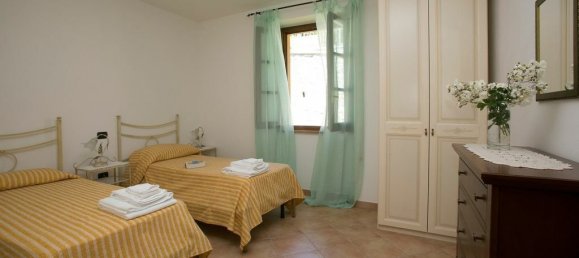 5 bedrooms Villa in Castiglione di Garfagnana, Italy No. 188140 15