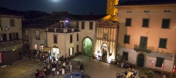 5 bedrooms Villa in Castiglione di Garfagnana, Italy No. 188140 24