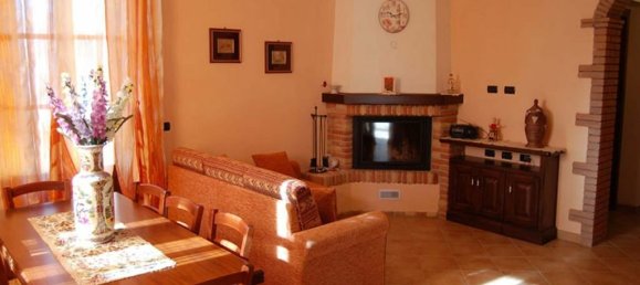 5 bedrooms Villa in Castiglione di Garfagnana, Italy No. 188140 12