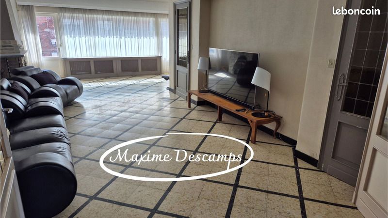 3 bedrooms House in Comines, France No. 252927