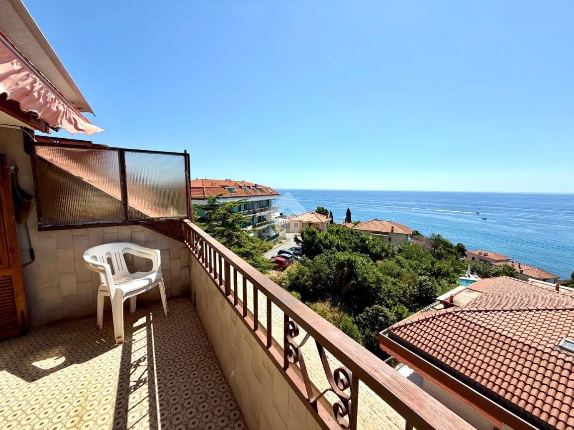 2 chambres Appartement à Costarainera, Italy No. 291633