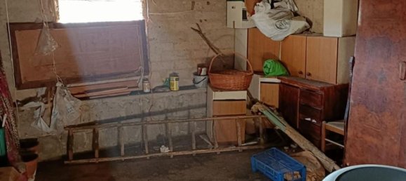 4 rooms Apartment in Pignataro Maggiore, Italy No. 75109 8