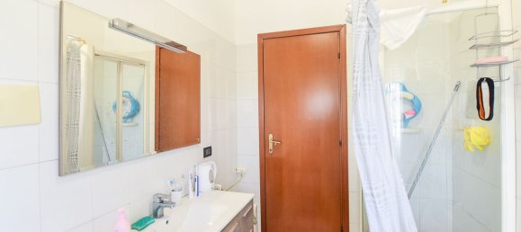4-salle Appartement à Lissone, Italy No. 153149 20