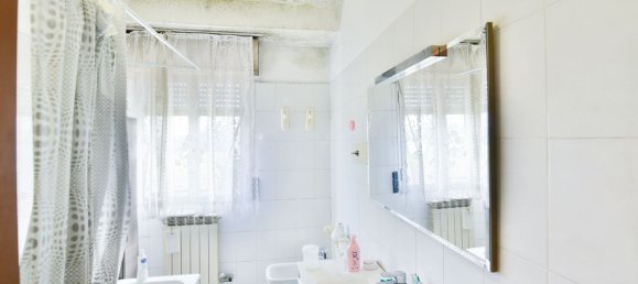 4-salle Appartement à Lissone, Italy No. 153149 26