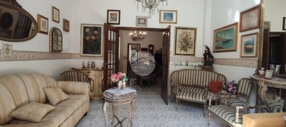 3 Schlafzimmer Wohnung in Palermo, Italy, Nr. 51395 38