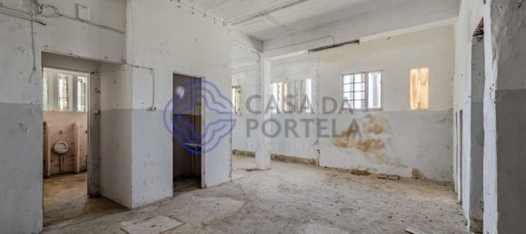 605m² Building in Porto, Portugal No. 51784 48