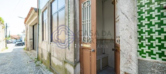 605m² Building in Porto, Portugal No. 51784 26