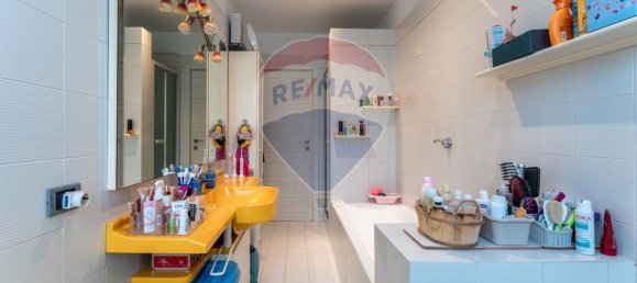 Квартира с 2 спальнями в Понте Сан Пьетро, Италия № 317367 11