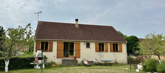 Casa de 3 dormitorios en Vernou-en-Sologne, France No. 250307 11