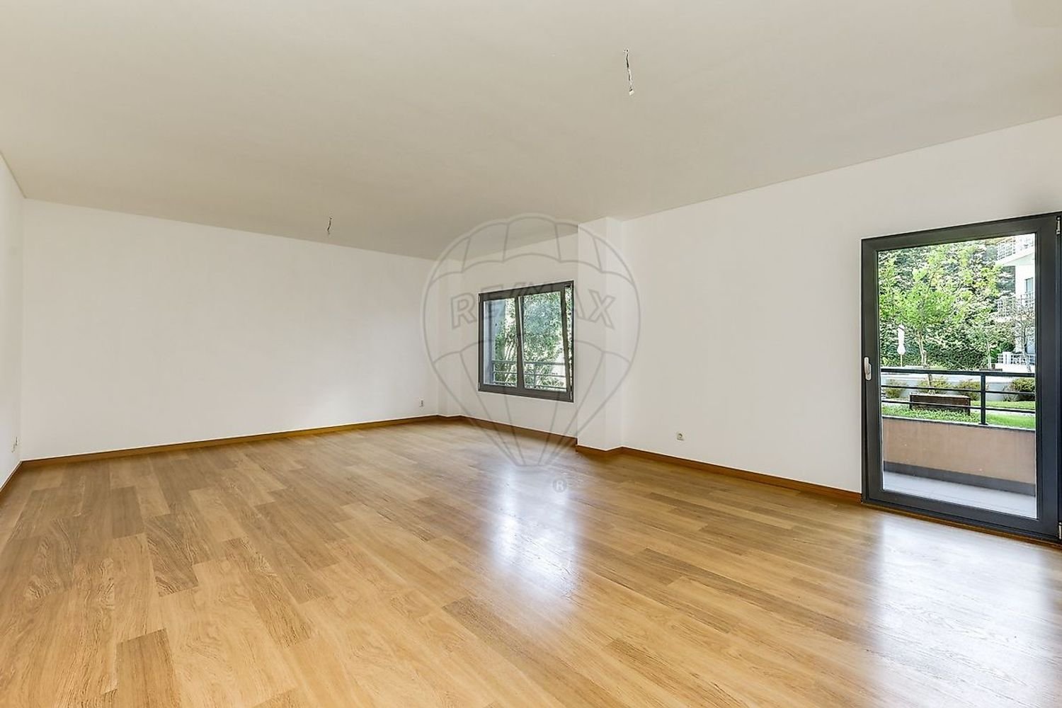 3 bedrooms Apartment in Lisbon, Portugal No. 325871