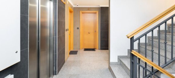 2 bedrooms Penthouse in Granada, Spain No. 141353 6