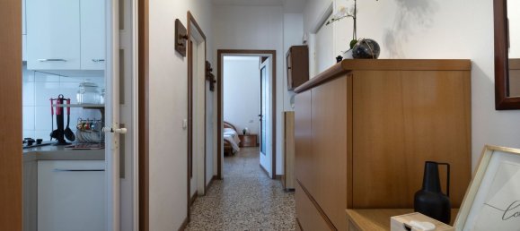 Квартира с 2 спальнями в Комо, Италия № 380596 8