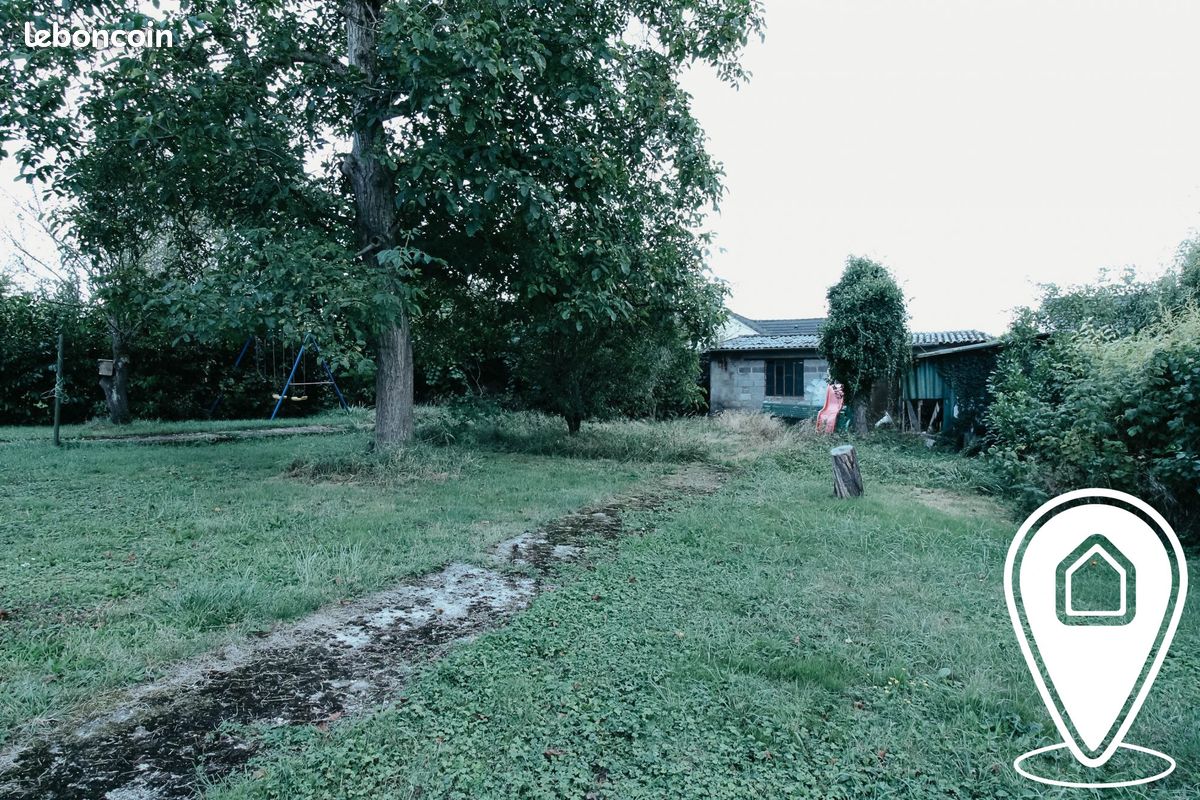 Земельный участок 679м² в Домбаль-сюр-Мёрт, Франция № 228880