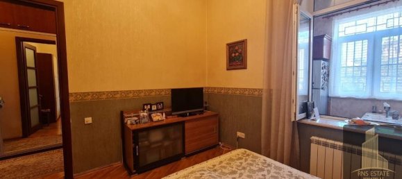 4 bedrooms Apartment in Sabail, Azerbaijan No. 2365 2