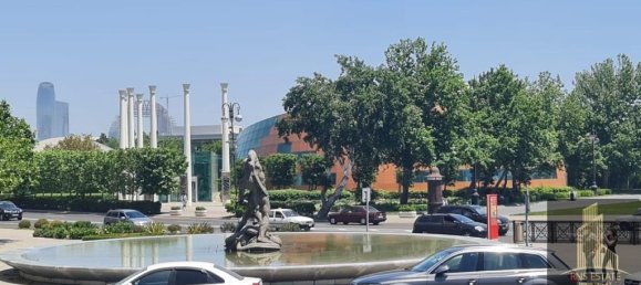 4 bedrooms Apartment in Sabail, Azerbaijan No. 2365 16