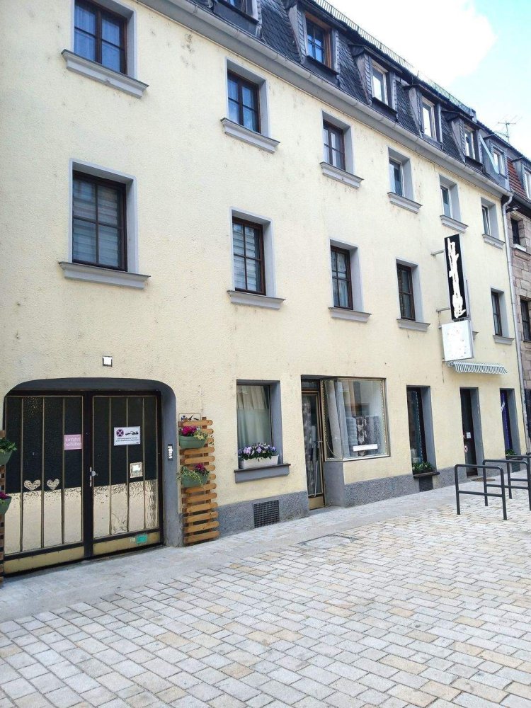 Bâtiment à Furth, Germany 500m² No. 250923