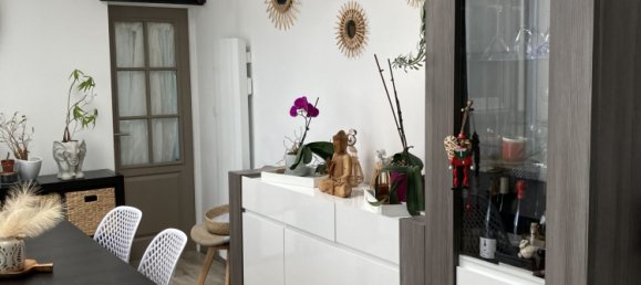 3 bedrooms House in Dammarie-les-Lys, France No. 317848 3