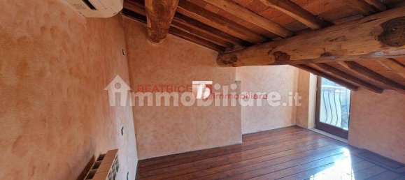 2 bedrooms Apartment in Lucca, Italy No. 15159 32