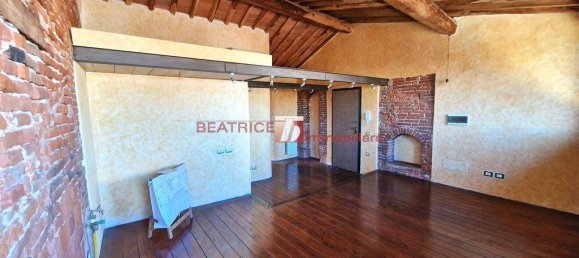 2 bedrooms Apartment in Lucca, Italy No. 15159 20