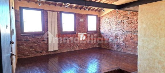 2 bedrooms Apartment in Lucca, Italy No. 15159 18