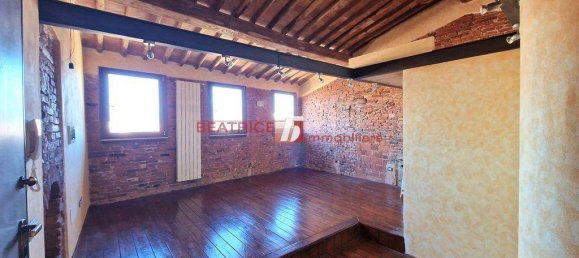 2 bedrooms Apartment in Lucca, Italy No. 15159 19