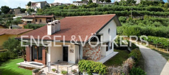 3 bedrooms Villa in Sant'Ambrogio di Valpolicella, Italy No. 128418 10