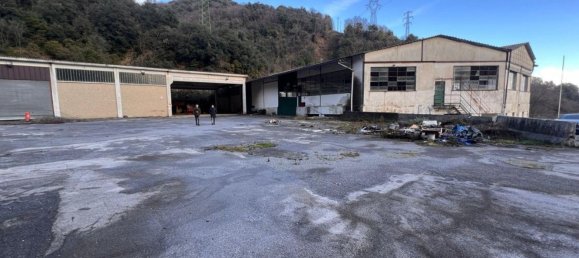 4500m² Commercial property in Genoa, Italy No. 306864 3