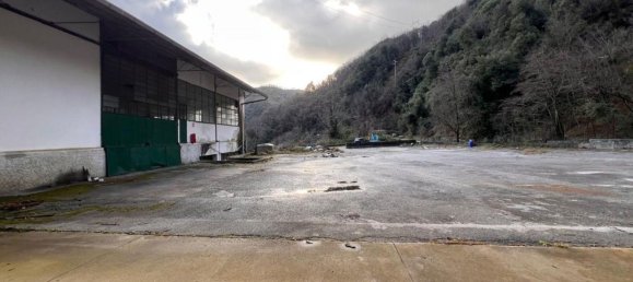 4500m² Commercial property in Genoa, Italy No. 306864 9