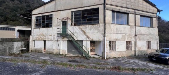 4500m² Commercial property in Genoa, Italy No. 306864 8