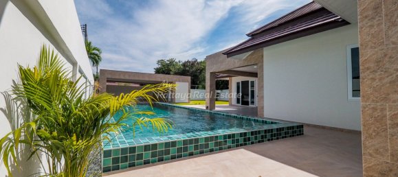 3 bedrooms Cafe / restaurant in Pattaya, Thailand No. 22952 23