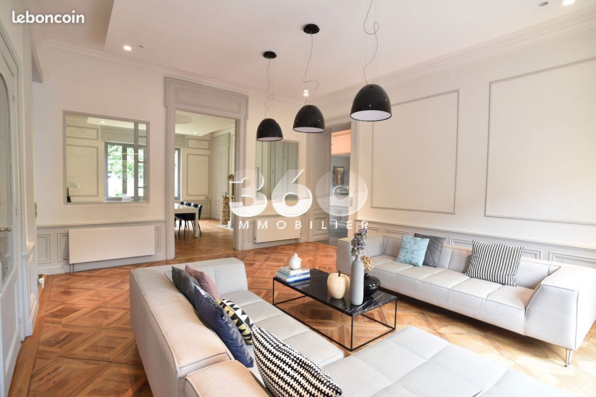 4 bedrooms Apartment in Aix-les-Bains, France No. 199011