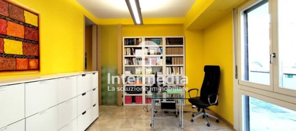 4 rooms Office in Brescia, Italy No. 174591 24