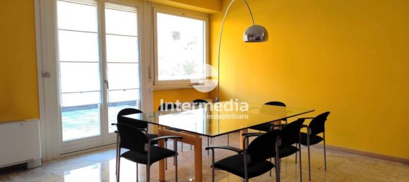 4 rooms Office in Brescia, Italy No. 174591 3
