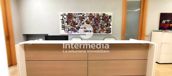 4 rooms Office in Brescia, Italy No. 174591 12