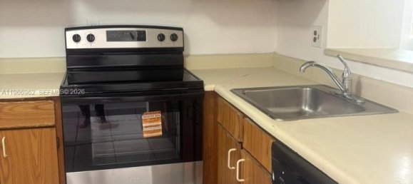 2 bedrooms Commercial property for rent in Miami, Miami-Dade, Florida, USA № 614393 2