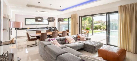 4 bedrooms Villa in Claira, France No. 202957 6