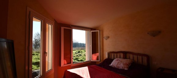 2 Schlafzimmer Villa in Clisson, France, Nr. 100861 9