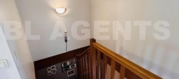 Casa de 3 dormitorios en Sevran, France No. 357084 8