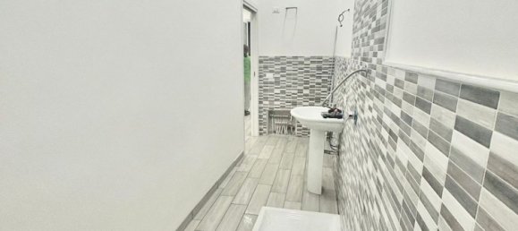 2 rooms Apartment in Palermo, Italy No. 144198 8