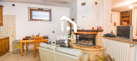 14 Schlafzimmer Villa in Orbassano, Italy, Nr. 71873 22