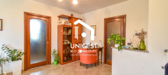 14 Schlafzimmer Villa in Orbassano, Italy, Nr. 71873 3