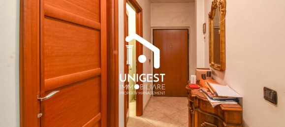 14 Schlafzimmer Villa in Orbassano, Italy, Nr. 71873 25