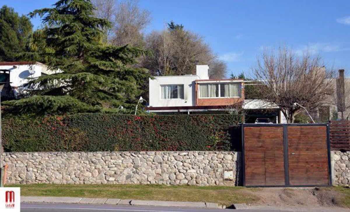 5 bedrooms House in San Luis, Argentina No. 60904