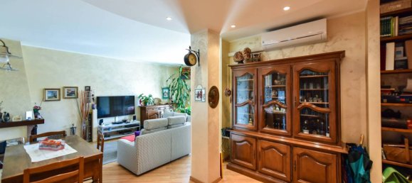 2 bedrooms Apartment in Vinovo, Italy No. 370283 5