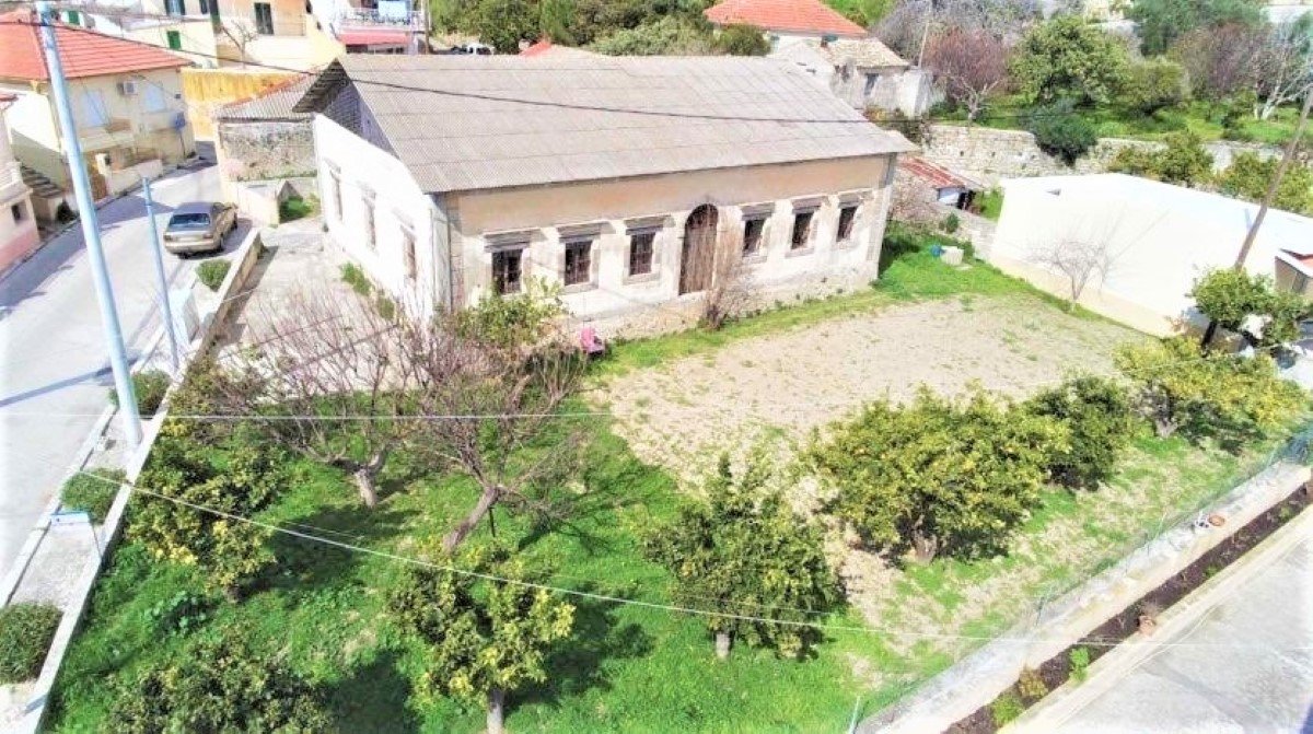 Коммерческая недвижимость 219м² в Магнисия, Фессалия, Фессалия и Центральная Греция, Греция № 4042